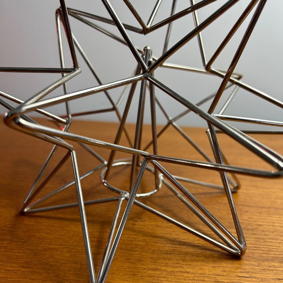 Silver Metal Christmas Star Decoration - Picture 3 of 6